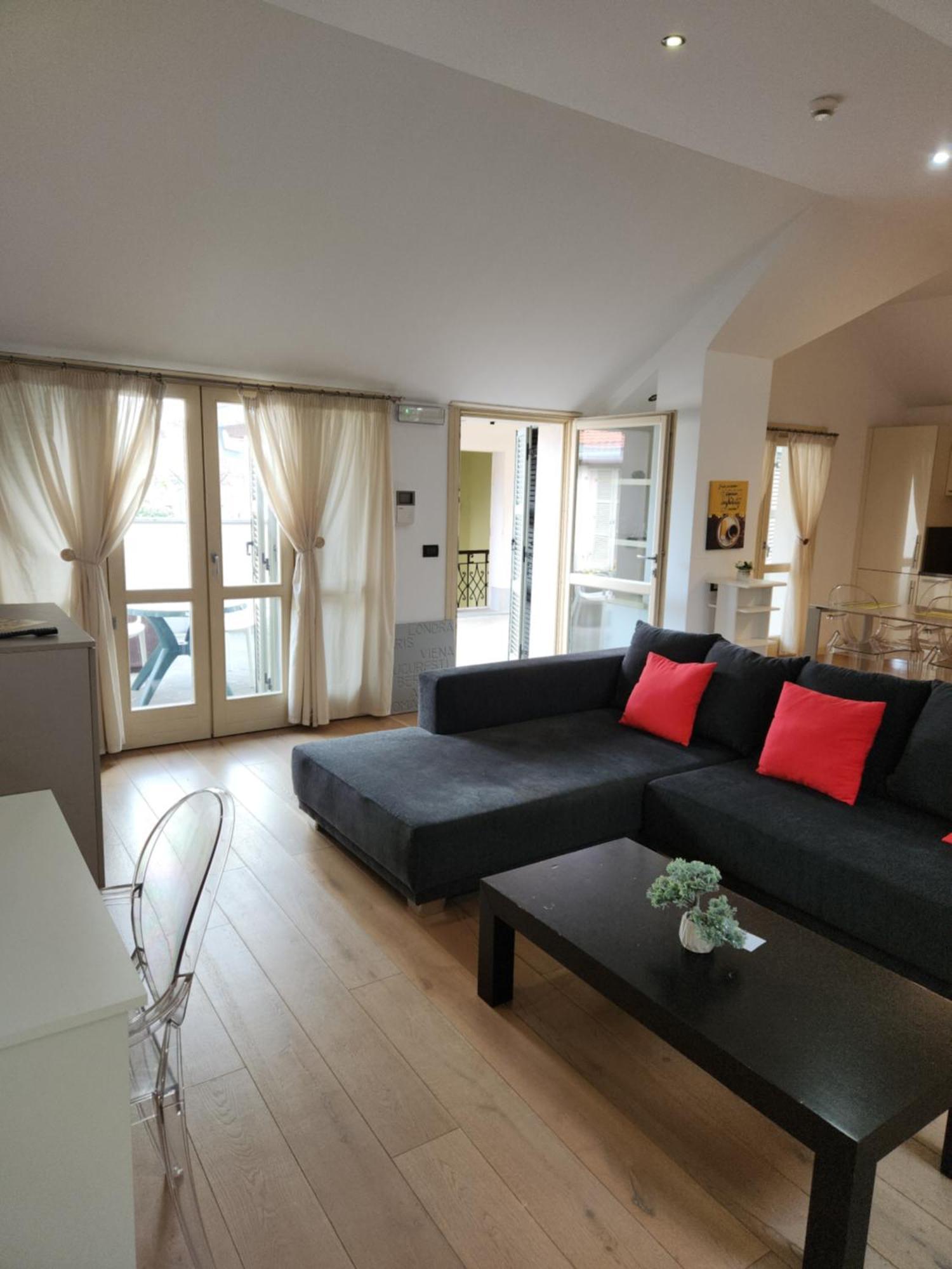 Central Terrace Escape With Jacuzzi Timisoara Esterno foto