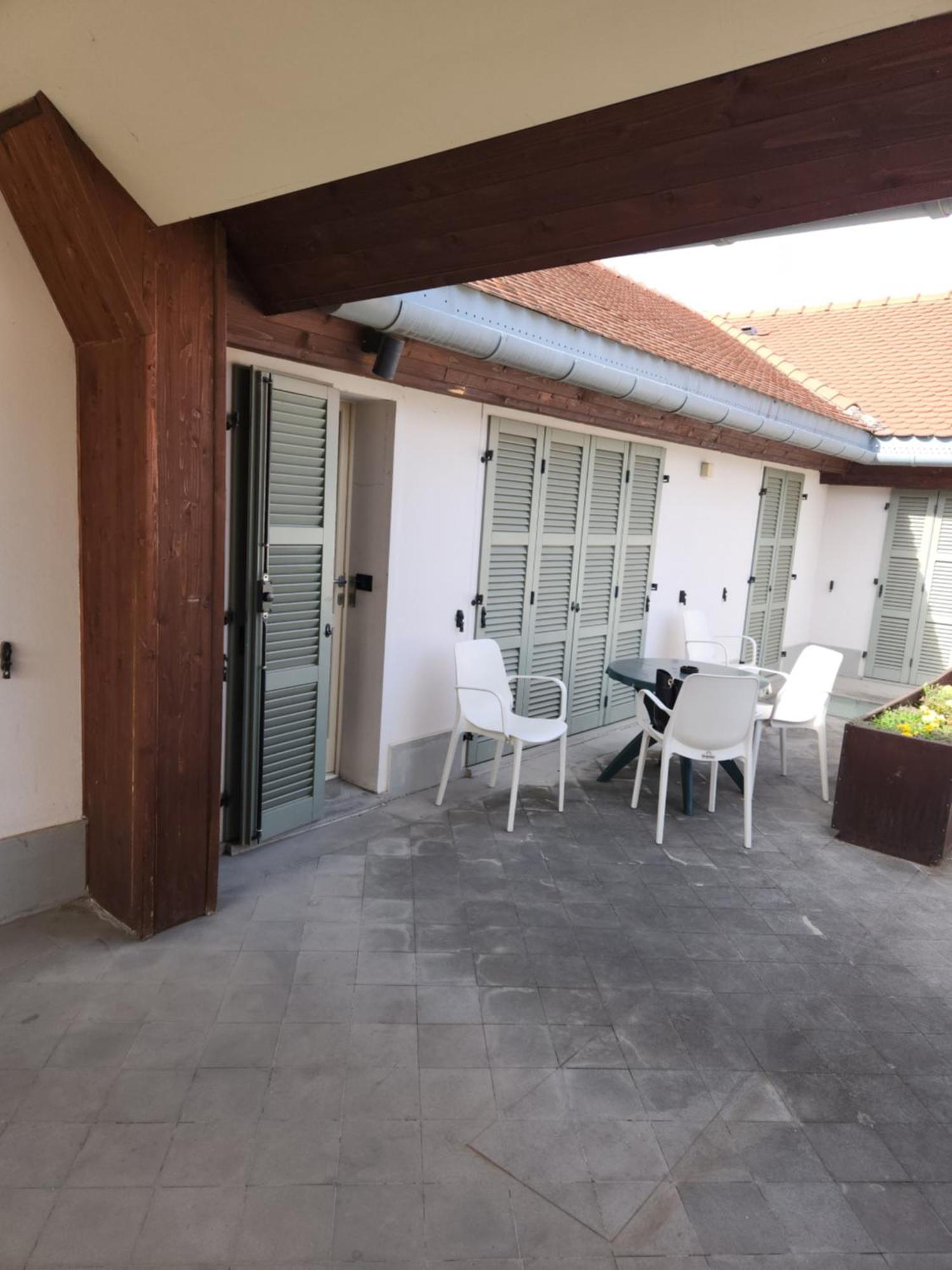 Central Terrace Escape With Jacuzzi Timisoara Esterno foto