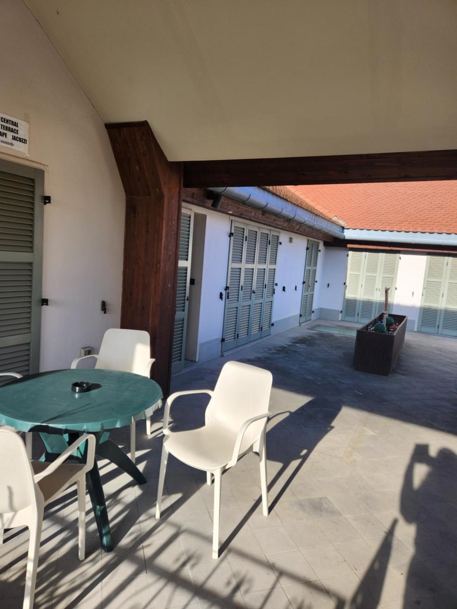 Central Terrace Escape With Jacuzzi Timisoara Esterno foto